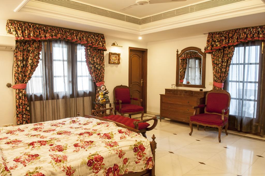 King Room with Balcony